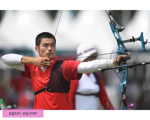 射箭杯赛：挥弓射中靶心，争夺荣誉盛会
